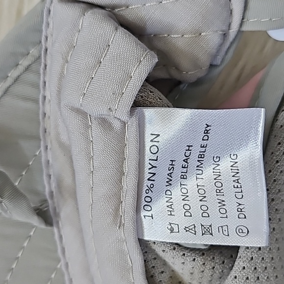 Camptrace Pink and Gray Adjustable Sun Visor Hat NWOT - Picture 8 of 8